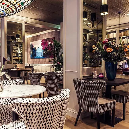 Carlton Square Haarlem