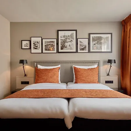 Hotel Carlton Square 4*