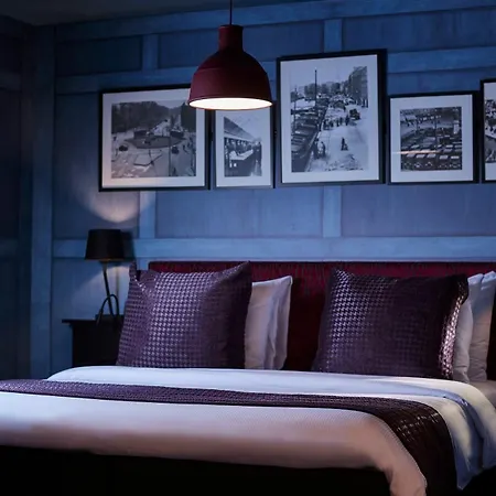 Hotel Carlton Square