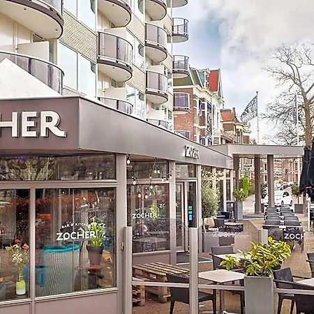 Carlton Square Hotel 4*