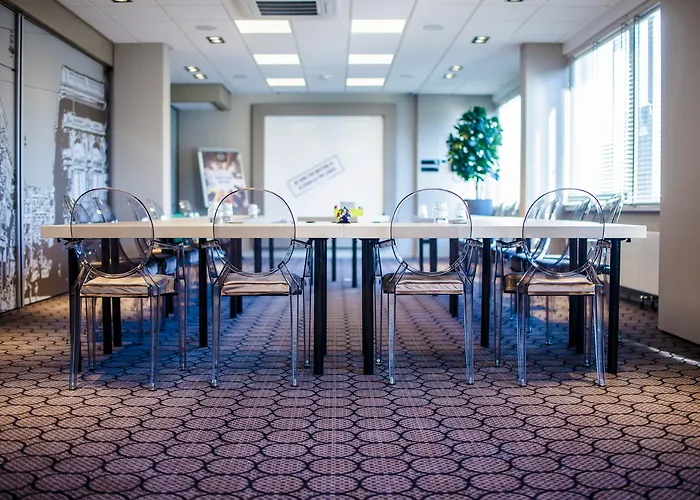 カールトン スクエア