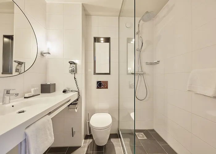 Hotel Carlton Square 4*