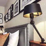 Carlton Square Hotel